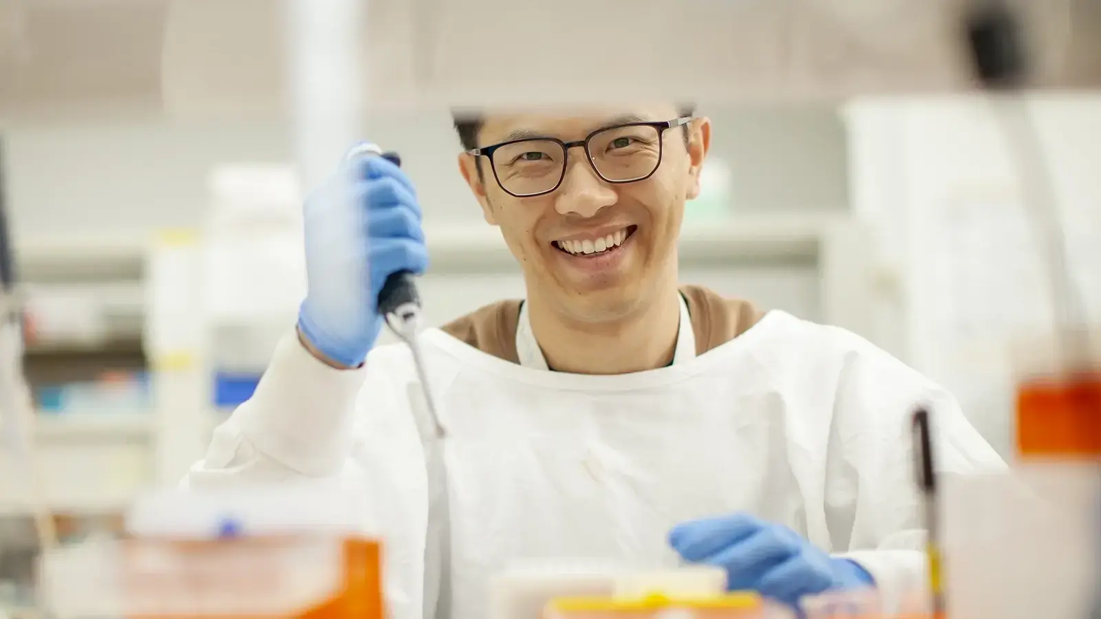 CTN pilot grant scheme - scientist pipetting in a laboratory 