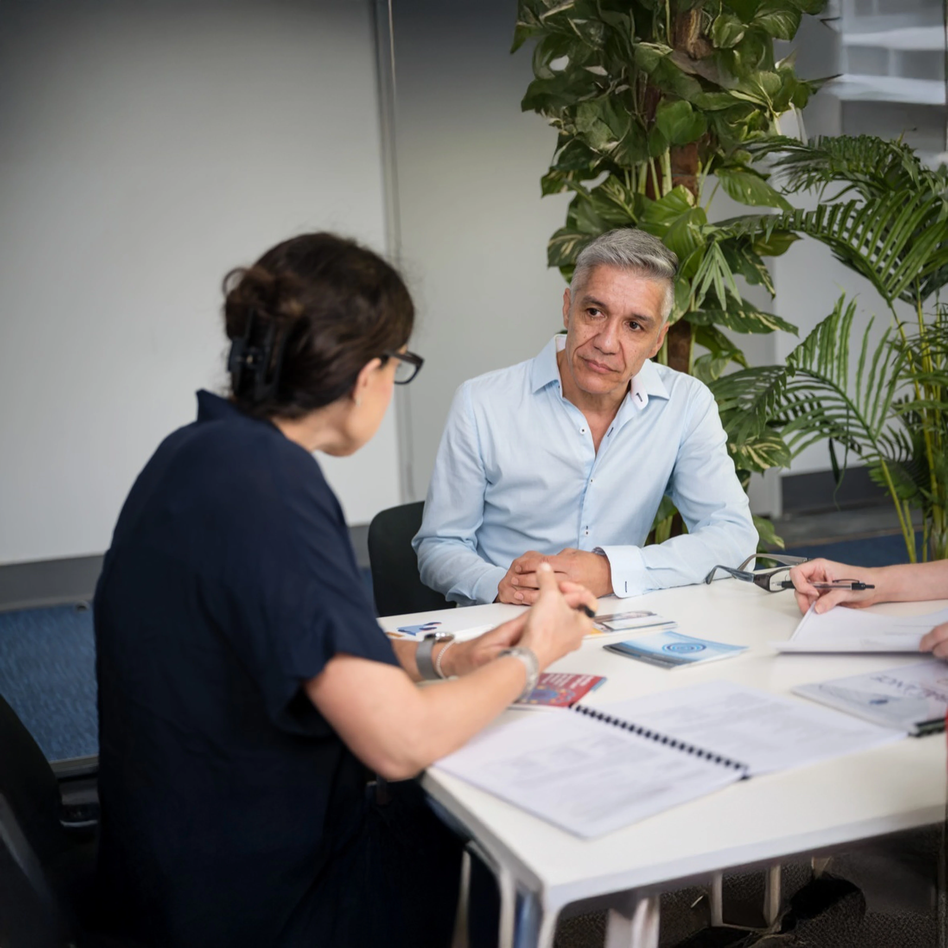 Specialist doctors in a round table discussion